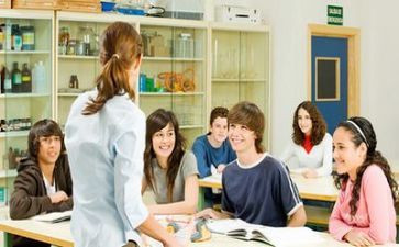 大学简历自我鉴定8篇