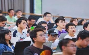 大学军训作文800字8篇