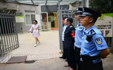 爱护校园环境的倡议书5篇