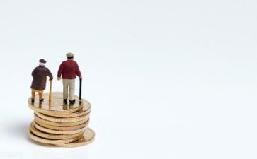 退休职工工作总结5篇