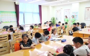 托班教师月总结6篇