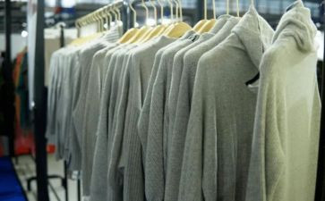 卖衣服年终工作总结5篇
