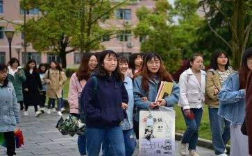 护士在校的自我鉴定模板8篇
