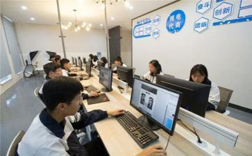 新入职教师年度述职报告7篇