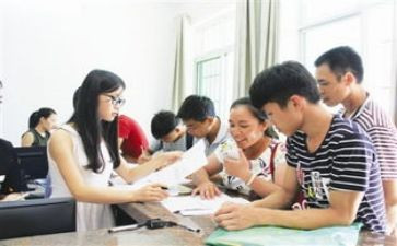 贫困高中生助学金申请书6篇